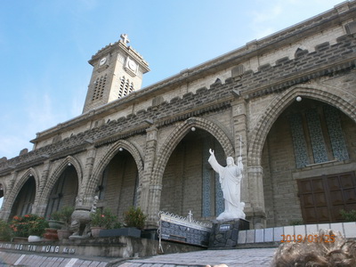 Кафедральный собор в Нячанге